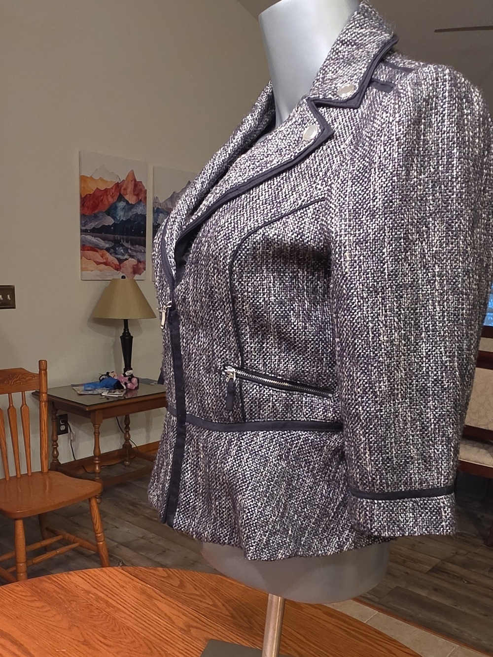White House Black Market Women’s Size 14 Black/White Zip-Front Lined Jacket
